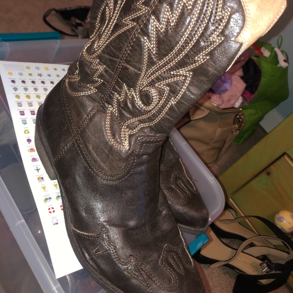 Cowboy Boots - Picture 1 of 1